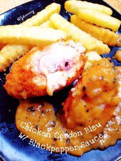 Foto resep Chicken Cordon Bleu w/ Blackpepper Sauce