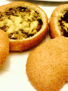 Una foto de Tortas de pan rellenas 