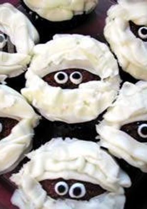 Una foto de Cupcakes de chocolate - Momias