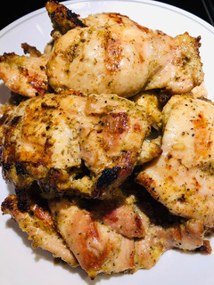 A picture of Grilled Chicken 🐔 Thighs.