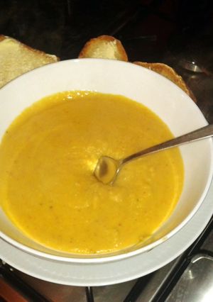 A picture of Hearty Bacon and Lentil Soup.