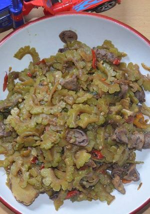 Foto resep Oseng pare ati ayam pedas