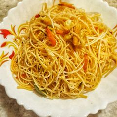 A picture of Egg Noodles.
