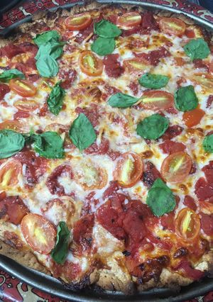 A picture of Deep Pan pizza.