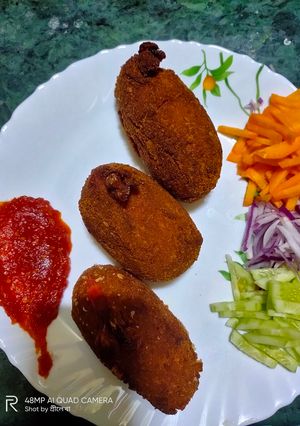 চিংড়ি ডিমের ছটফটে ডেভিল (chingri dimer devil recipe in Bengali) রেসিপির প্রধান ছবি