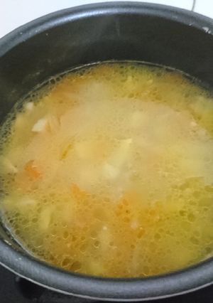 Una foto de Sopa de pescado y patata