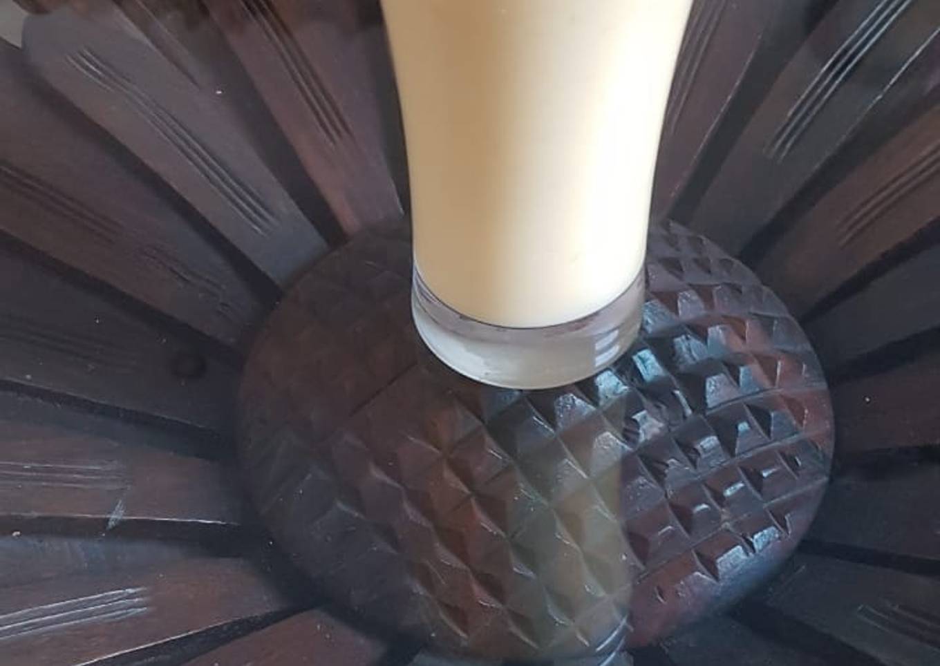 Creamy mango shake