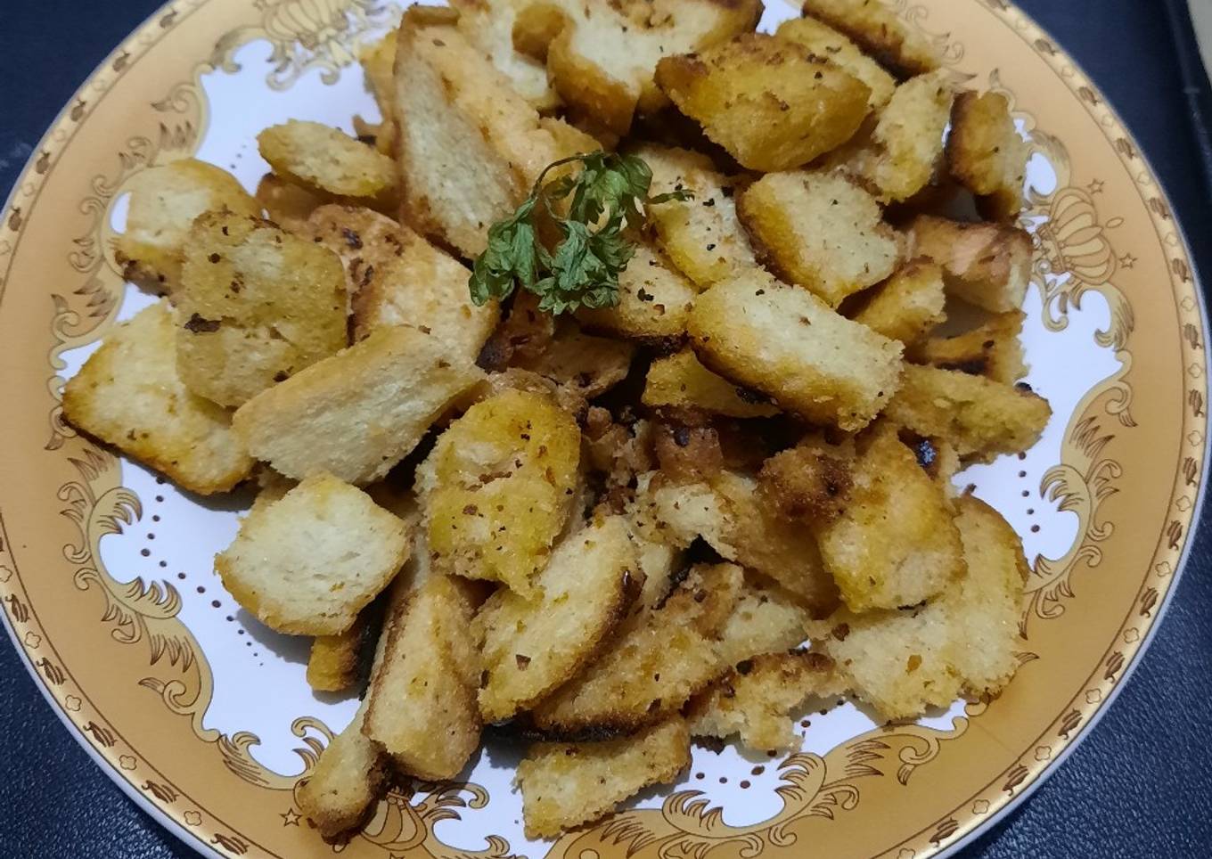 Croutons Garlic Bread