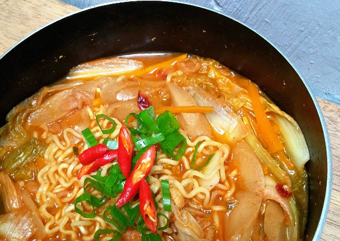 85. Kimchi Ramyun