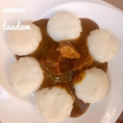 Tuwon shinkafa with white rice A picture of Tuwon shinkafa with white rice.