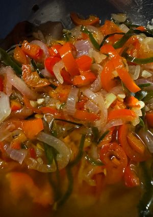 A picture of Sambal Matah Bali.