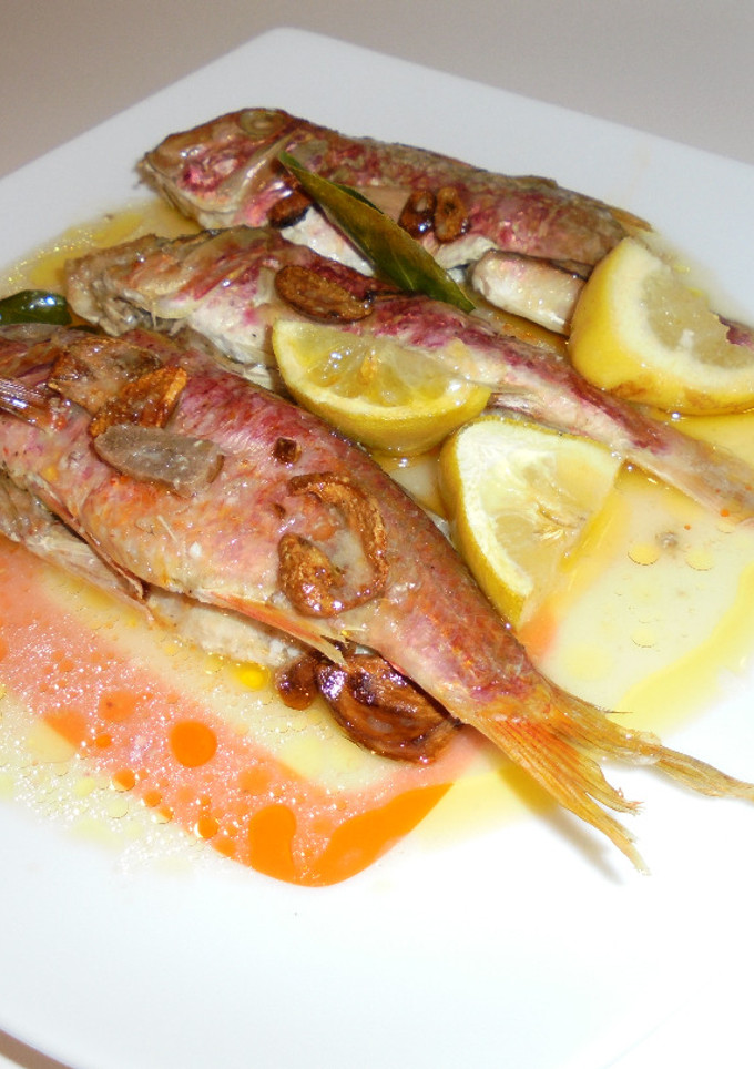 Una foto de Salmonetes al horno