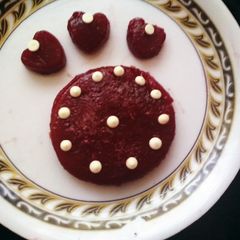 A picture of Beetroot jelly.