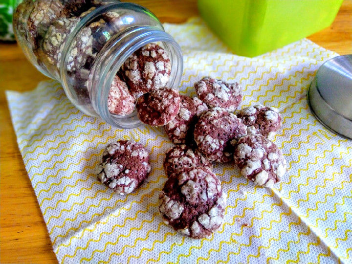 Bagaimana Menyiapkan Crinkle Chocolate Cookies, Bikin Ngiler