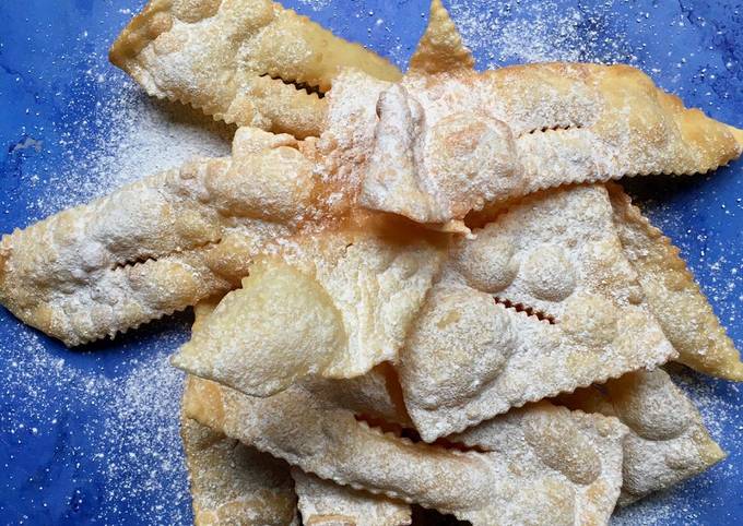 Chiacchiere - an easy Italian tradition