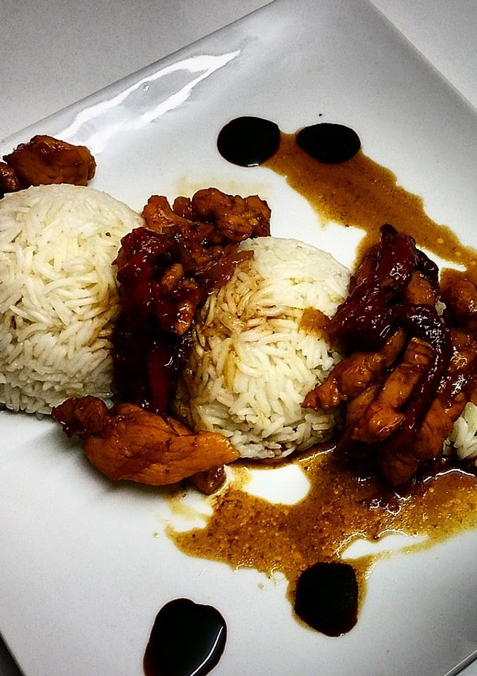 Una foto de Pollo con coca cola