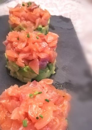 Foto di Tartare di salmone e avocado