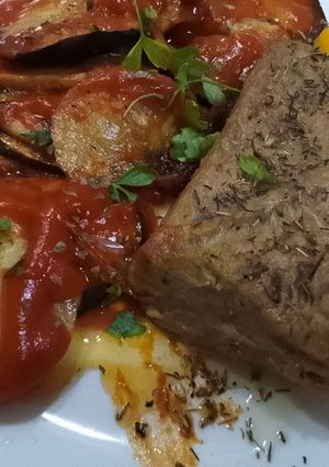 Una foto de Lechona Confitada con Tumbet Mallorquín