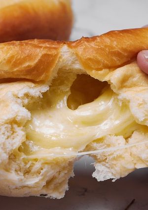 Hình của món Cheesy Japanese Milk Bread.