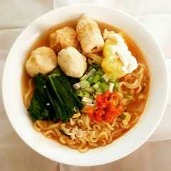 A picture of Ramyeon Instant Baso Seafood.