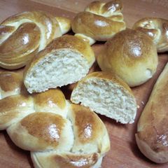 A picture of Milk Buns / Rolls (Panini al latte).
