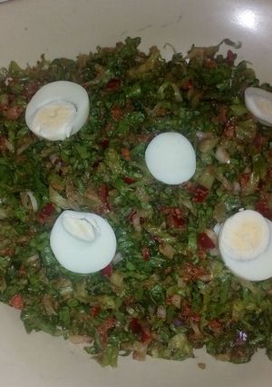 A picture of Lettuce salad.