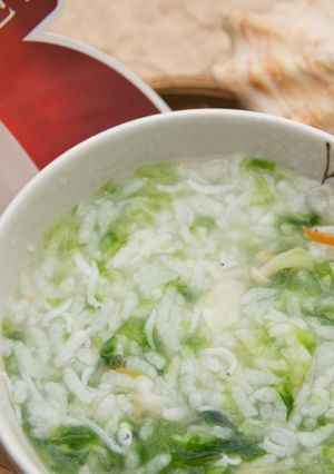 米食料理-海藻吻魚粥(美國米) 的食譜成品照片