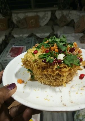 A picture of Maggie Basket Chaat.