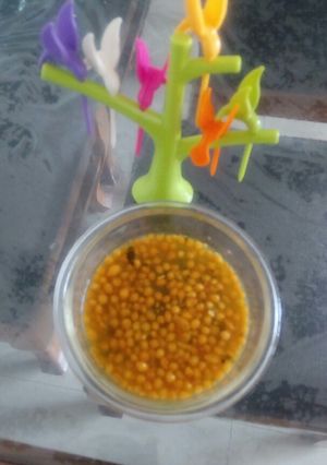 A picture of Raw mango boondi raita.