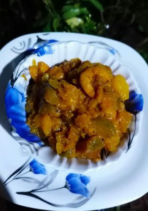 কুমড়ো চিংড়ি ঘন্ট (Kumro chingri ghonto recipe in Bengali) রেসিপির প্রধান ছবি
