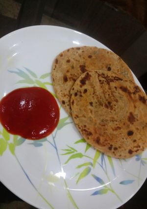 मसाला पराठा (Masala Paratha recipe in hindi) रेसिपी मुख्य फोटो