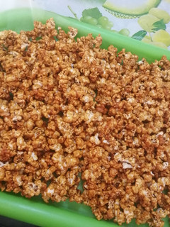 Una foto de Palomitas Acarameladas caseras.... Rápidas y deliciosas