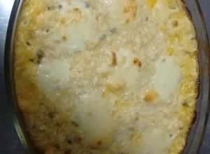 Una foto de Pastel de arroz y pollo