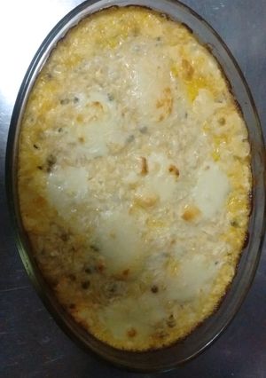 Una foto de Pastel de arroz y pollo