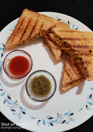 A picture of Maggi Sandwich.