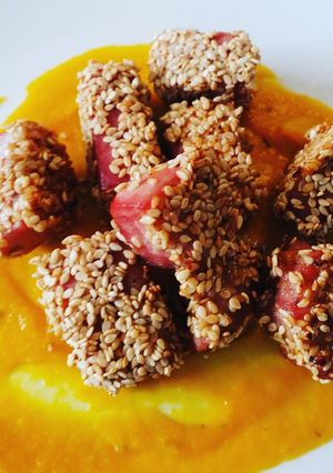Foto di Tonno al sesamo su cremina di zucca