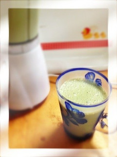 A picture of Healthy Tofu Matcha Smoothie-Style Drink.