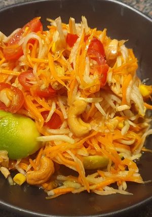 A picture of Thai Spicy Salad (vegan), Som Tam.