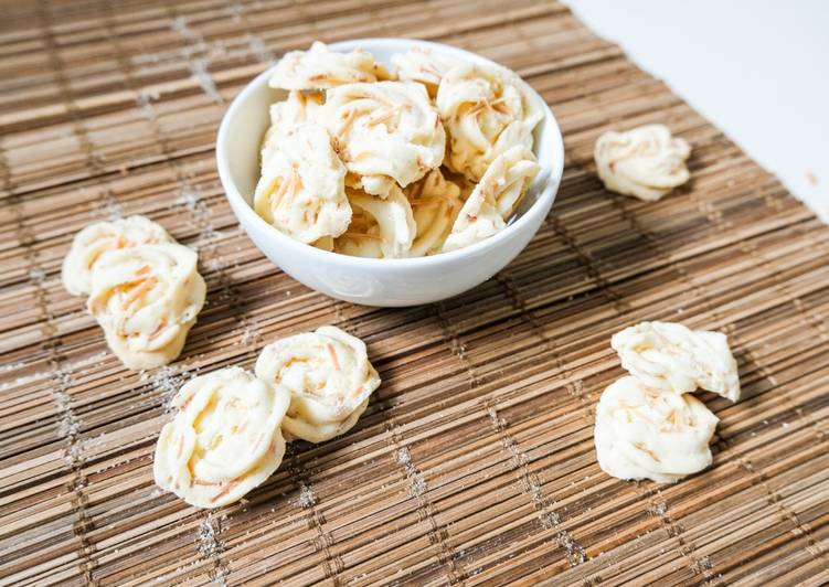 Sagu Keju by Emina Cheese