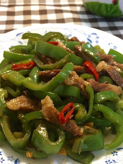青椒炒肉絲 的食譜成品照片