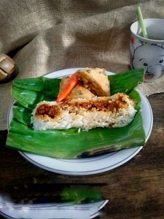 Foto resep Nasi Bakar Isi Oseng Tempe