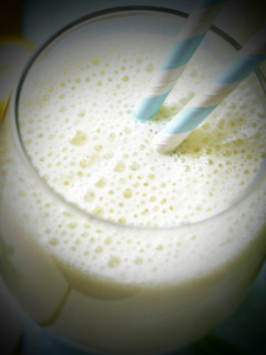 Alma - banán turmix 🍏🍌🍎🧋 recept fotója