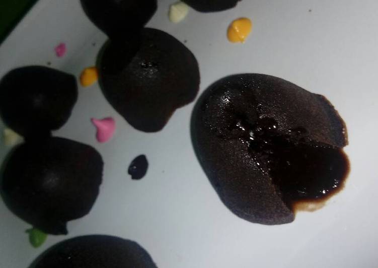 Langkah Mudah untuk Menyiapkan Lava cake coklat kukus yang Bikin Ngiler