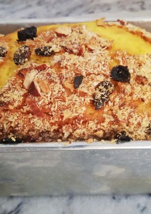 A picture of Dry fruit tea cake.