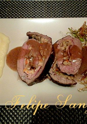 Foto principal de Vacío de ternera rellena con reducción de Rioja