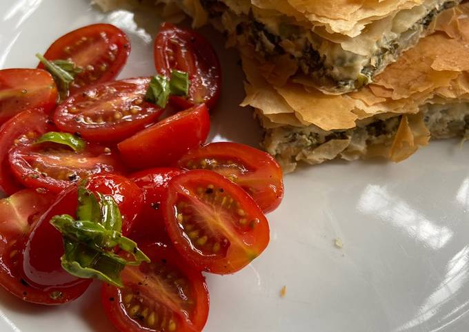 Σπανακόπιτα  SPINACH FILO PIE