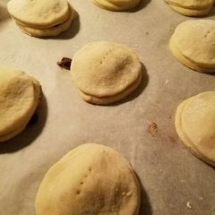 A picture of Filled Sugar Cookies.