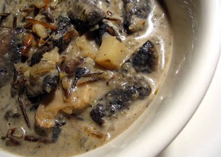 Tasy wild mushroom soup