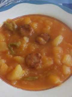 Una foto de Patatas a la riojana