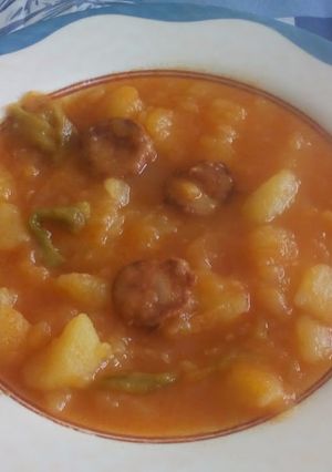 Una foto de Patatas a la riojana